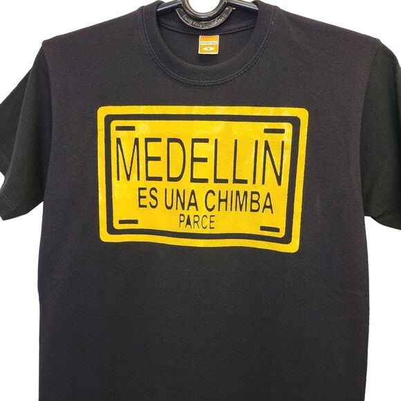 Medellin Es Una Chimba Colombia Black Yellow Short Sleeve Cotton Tshirt Womens M - Picture 2 of 14